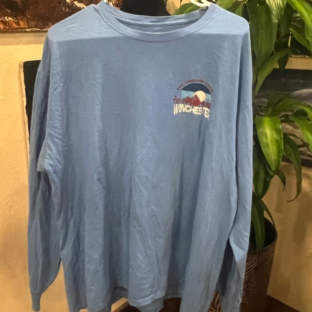 XL long sleeve Winchester Rifle t shirt in GUC
